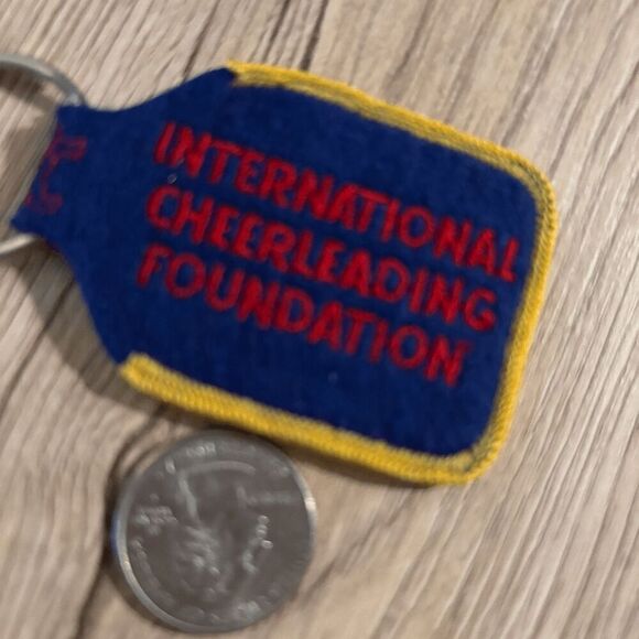 International Cheerleading Foundation Vintage felt embroidered keychain blue - Picture 2 of 4